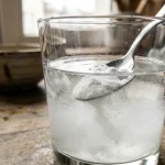 Γιατί υπάρχει ξινή γεύση στο στόμα το πρωί, αιτίες και αξιόπιστες λύσεις 1778375749_Γιατί-υπάρχει-ξινή-γεύση-στο-στόμα-το-πρωί-αιτίες-και.webp.webp